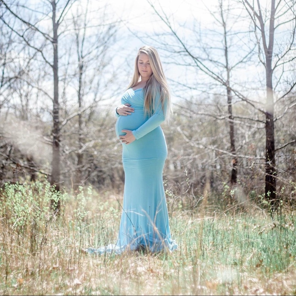 Maternity gown